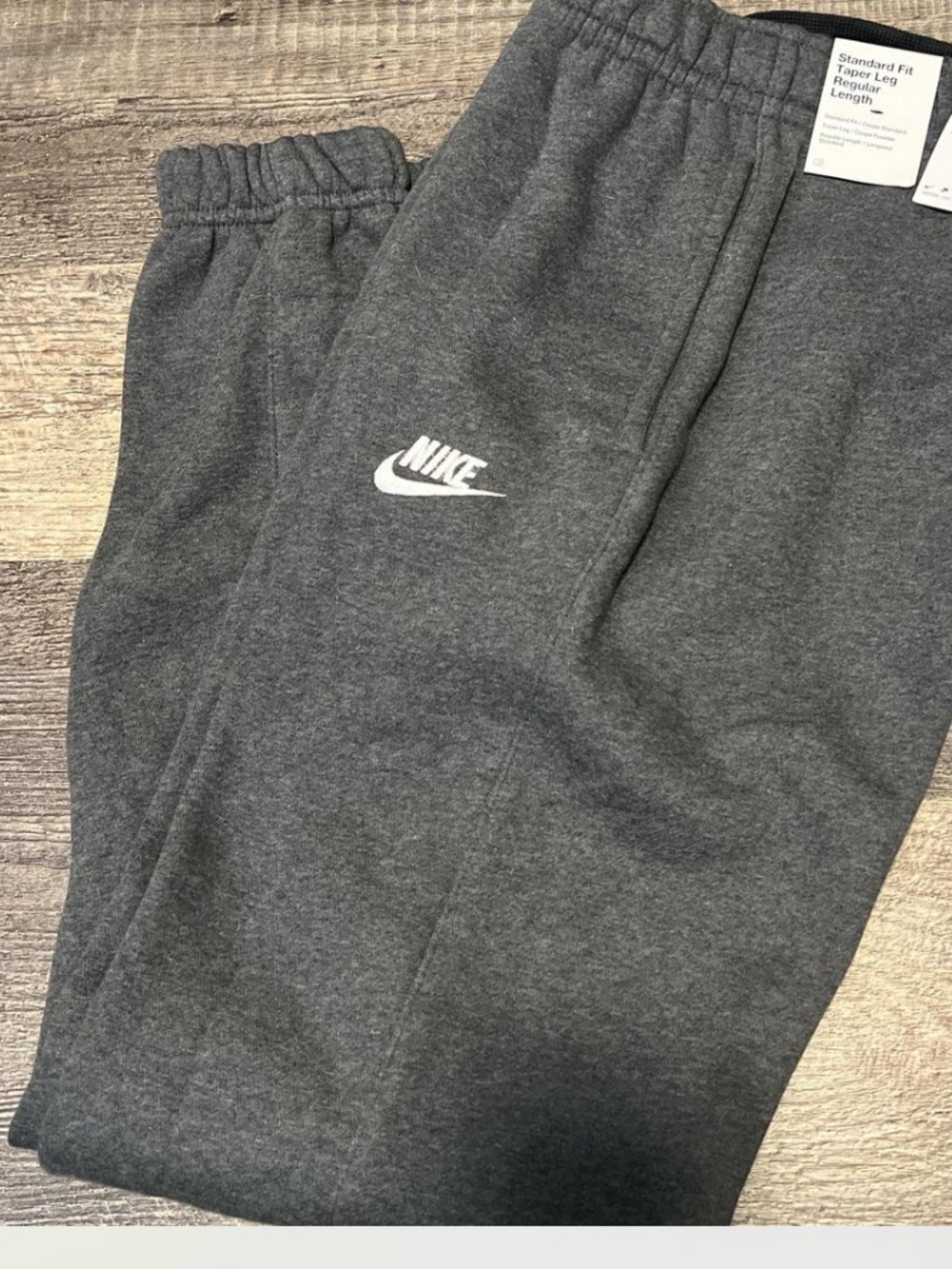 Nike mens Dark Gray Logo Jogger Sweatpants